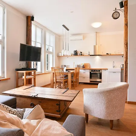 In Apartmán *
